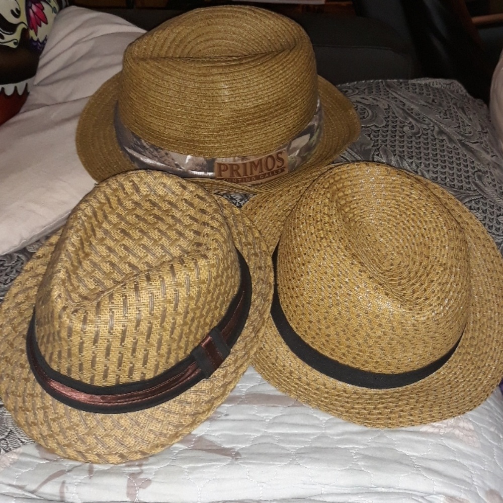 FINAL SALE✔MEN'S 3 PIECE BUNDLE OF HATS/NWOT